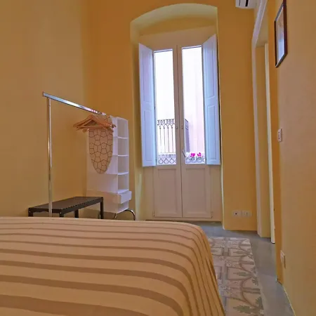 فندق مبيت وإفطار لوفوسينا باري