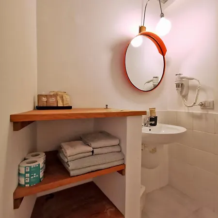 L'officina 4* Μπάρι