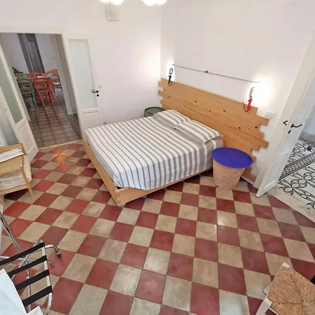 L'officina Bed and Breakfast Μπάρι