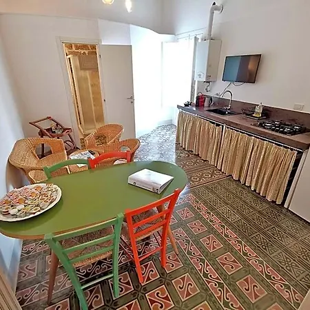 Bed & Breakfast L'officina 4*